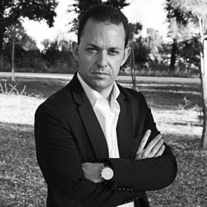 Rafael Rueda Consulta