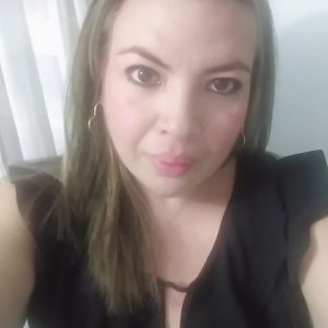 Luz Ángelica Marín - Mudanzas