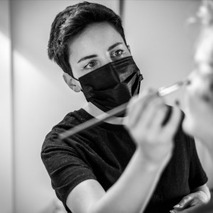 Pintura facial de colores