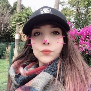 Tina Moon Artist - Pintores